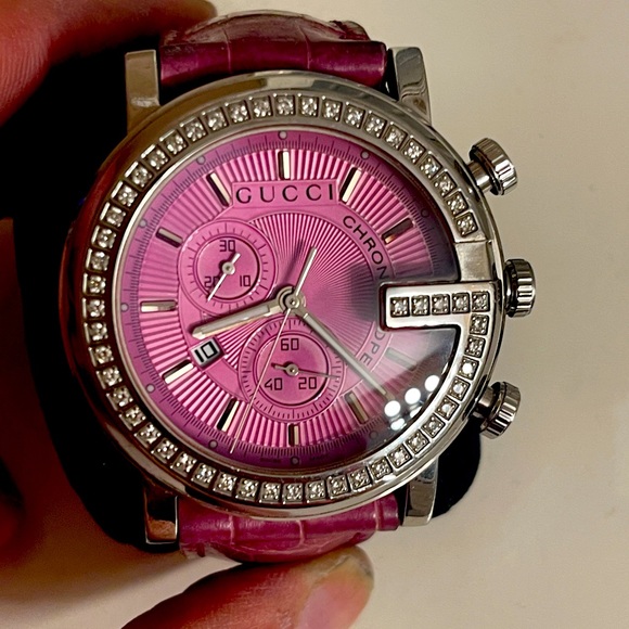 Pink Diamond Gucci watch - Picture 2 of 6
